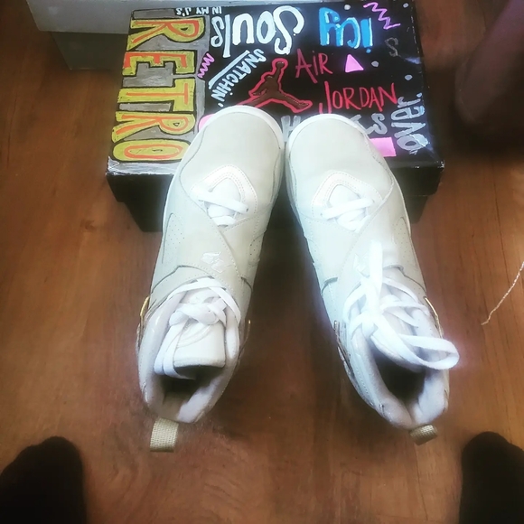 Champagne 8s - Picture 4 of 5